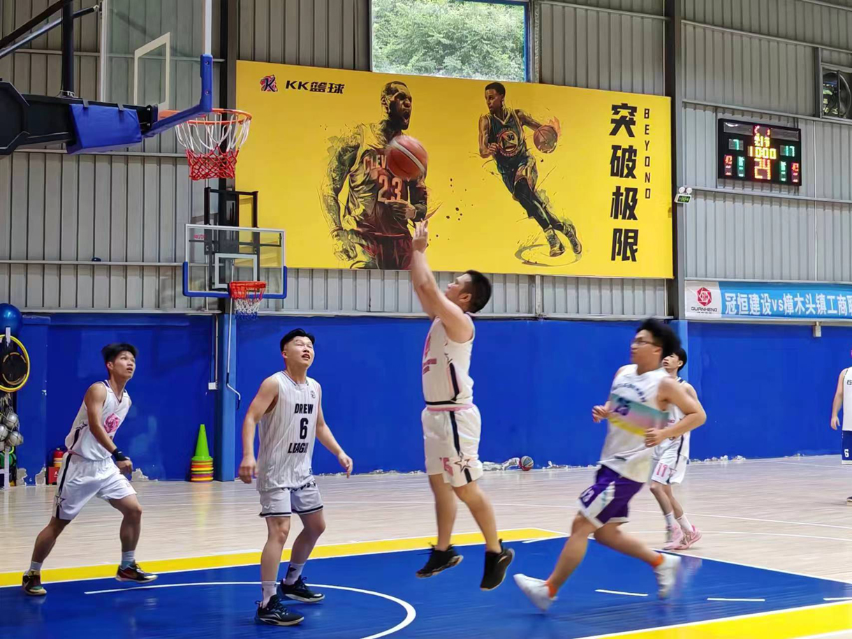 酷暑中挥洒青春的酣畅与淋漓!