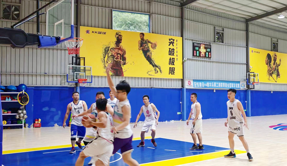 酷暑中挥洒青春的酣畅与淋漓!