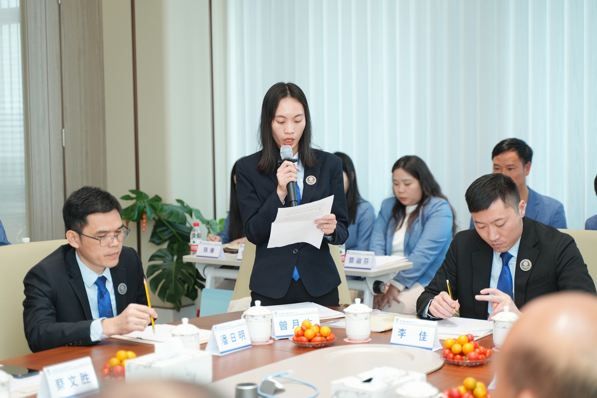 回首奋进路,凝心启征程。