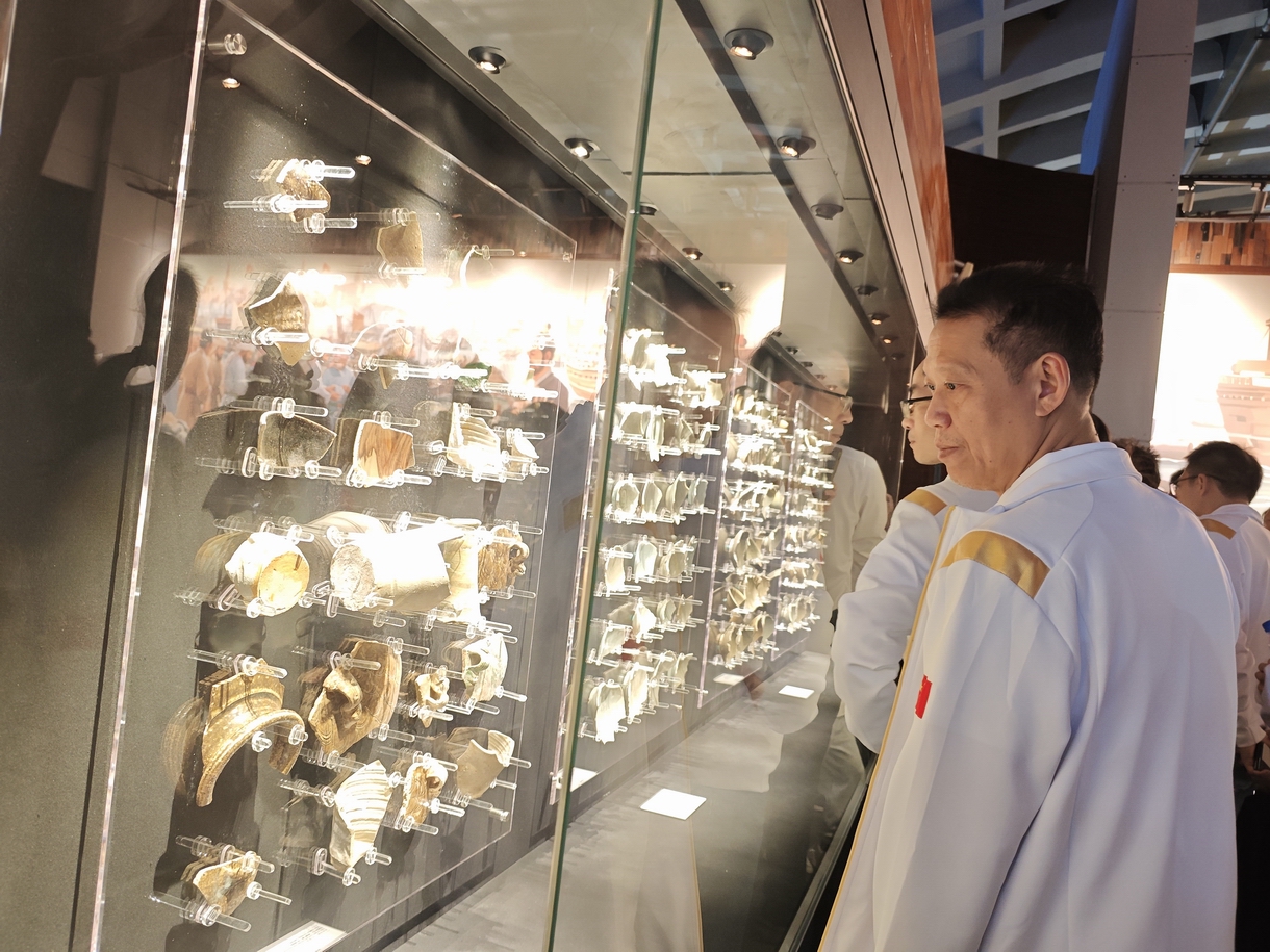 ̤ѰţͬԶ | ̫ɼtyc122ccڽŽ֮